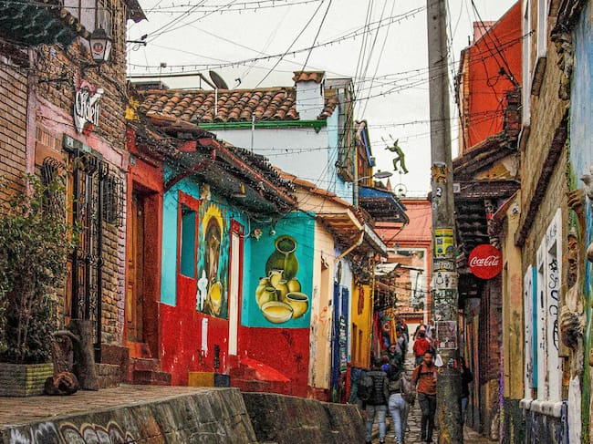 Lugares como el Centro Histórico de La Candelaria y el Museo del Oro Foto: Pexels, Juan Diavanera