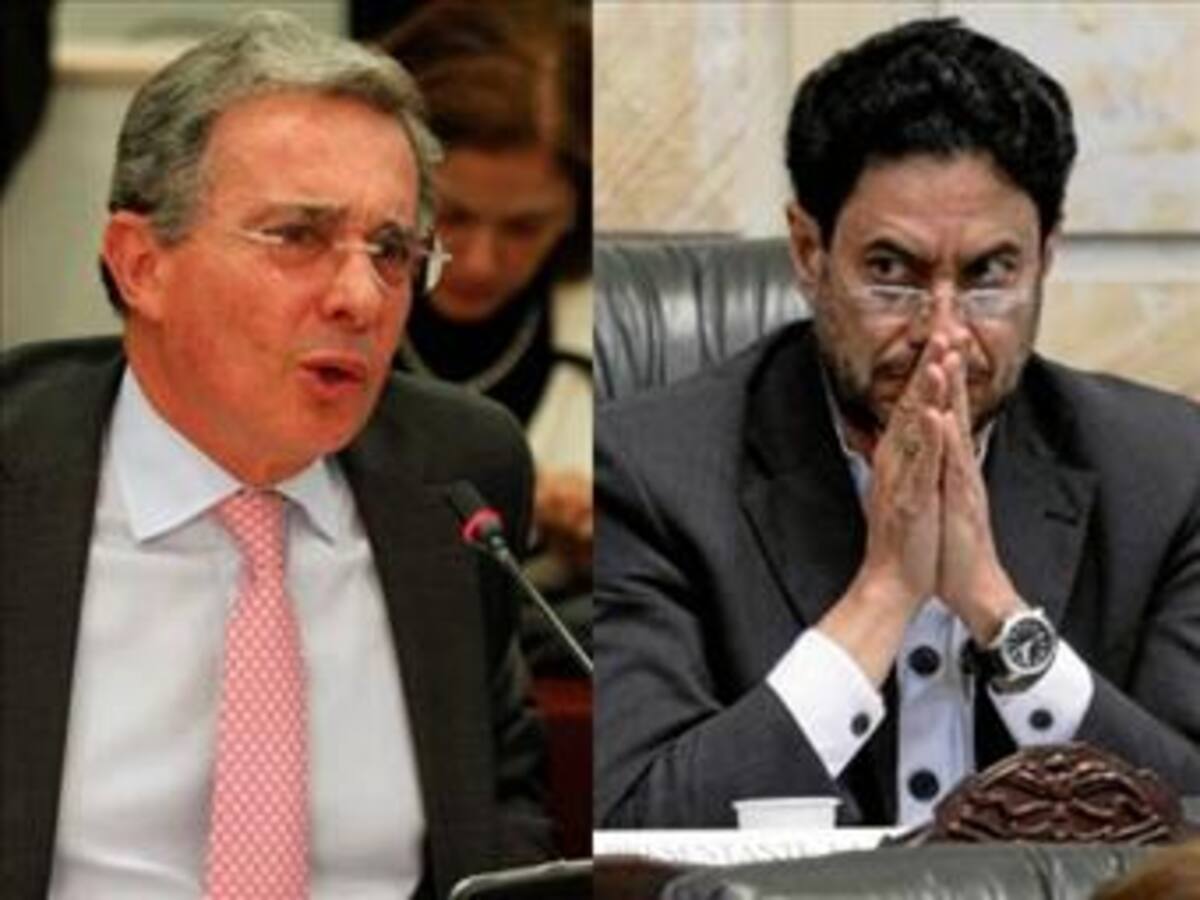 Aceptan demanda contra Iván Cepeda por debate a Álvaro Uribe