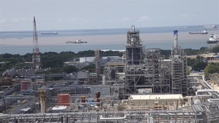 Los empresarios son señalados por la desviación de recursos destinados a la construcción de la Refinería de Cartagena. . Foto: Colprensa