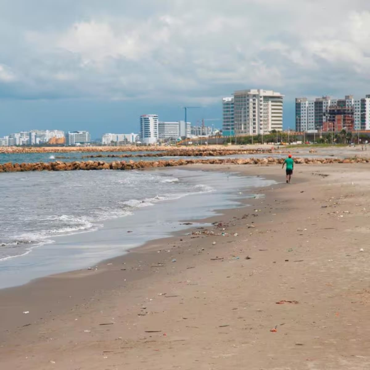 Encontraron cuerpo en playas de Marbella: habría muerto por inmersión