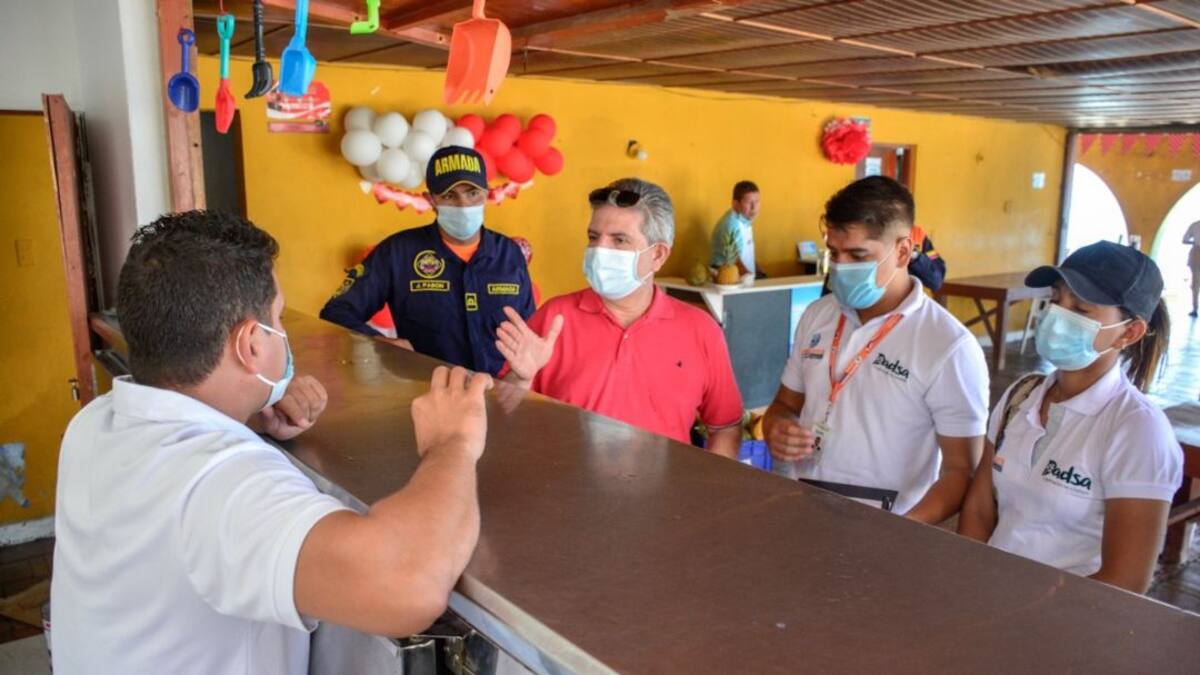 Realizan operativo ambiental en restaurantes de Playa Blanca