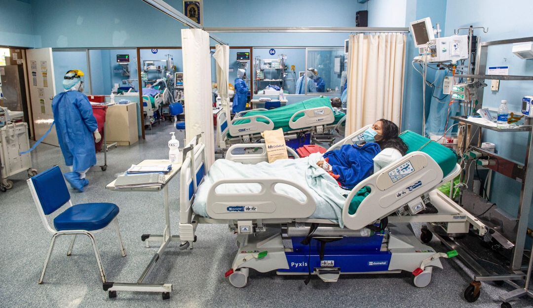 Latinoamerica alcanza la nueva cifra de fallecimientos en medio del incremento en los contagios y la ocupación hospitalaria.