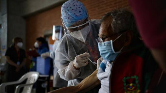 Vacunación contra la COVID-19