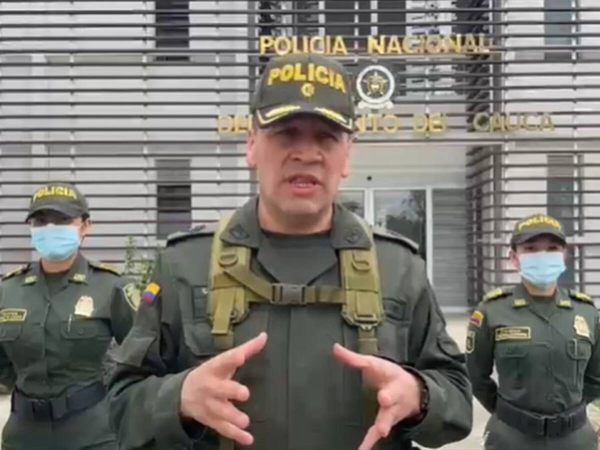 General Rosemberg Novoa responde a cuestionamientos por viaje de influencers en avión de la Policía
