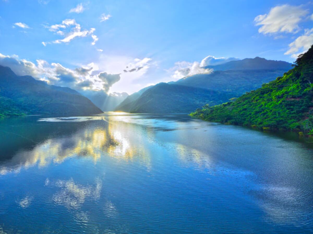 Denuncian grave contaminación en el embalse Topocoro: le piden a la CAS y Cdmb rendir cuentas