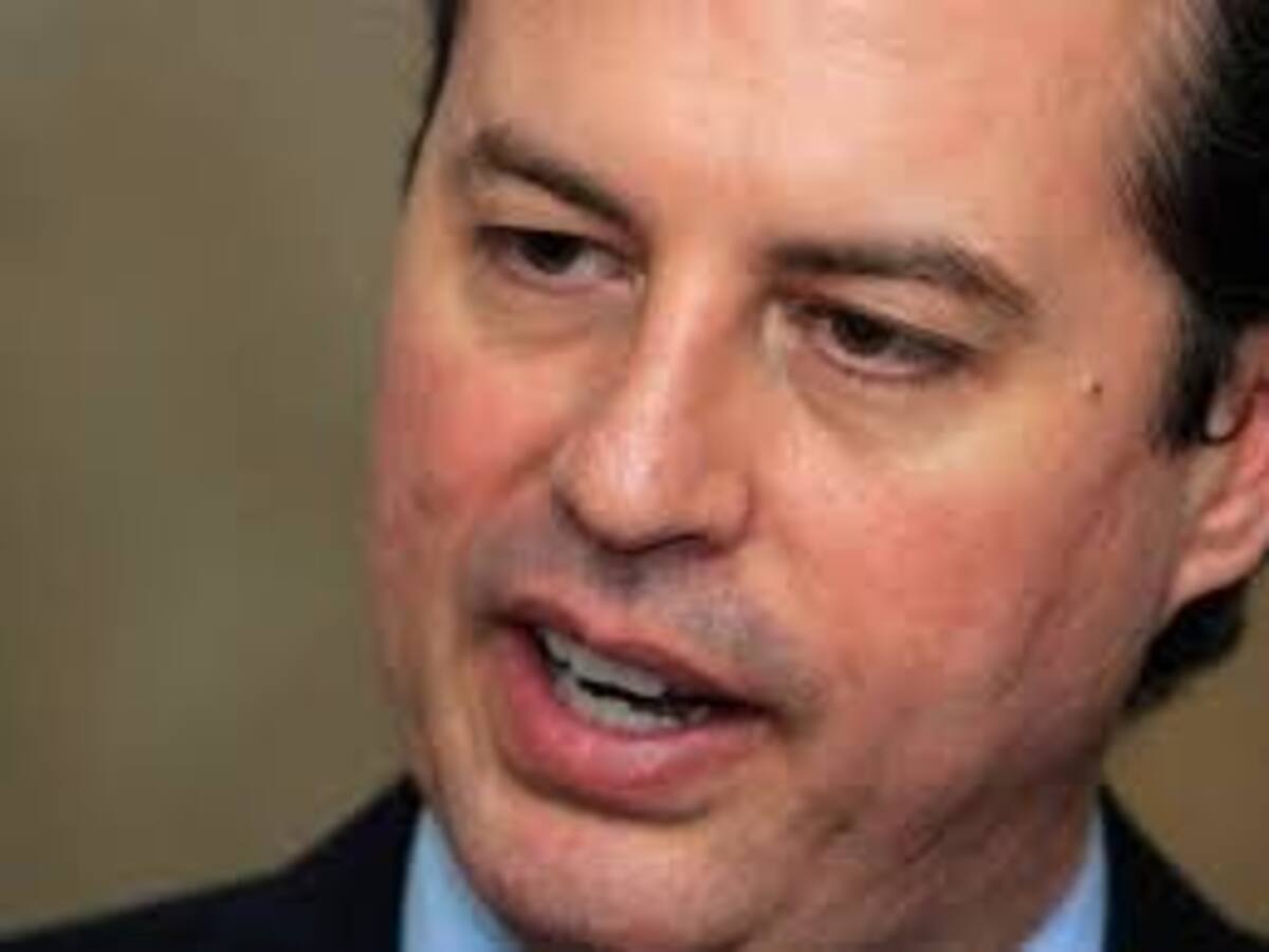 “Es el reflejo de falta de ideas y principios”: Galán sobre escándalo del FNA