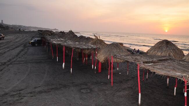 Edinson Palma, subsecretario de gestión contóque en lo que va del año han sido rescatados aproximadamente 262 personas en las playas del Atlántico.. Foto: Colprensa