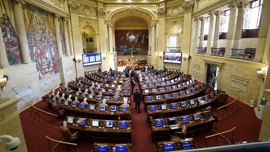 Dilian Francisca Toro, Christian Garcés y Guillermo García dieron su opinión sobre los hechos que se presentan en el país en el marco del Paro Nacional.. Foto: Colprensa