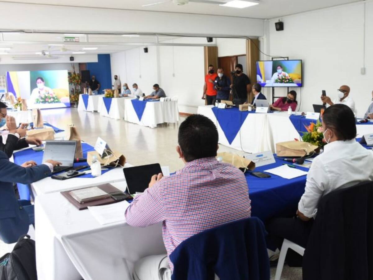 Solicitan priorizar vacunación COVID-19 de estudiantes universitarios