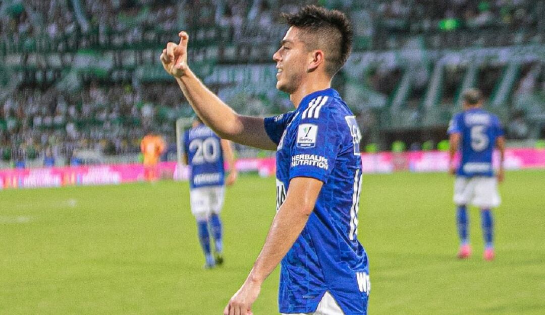 Daniel Ruiz festeja una de sus anotaciones a Nacional en Medellín / Twitter: @Millosfcoficial