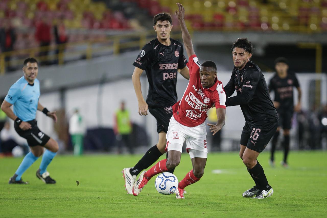Santa Fe vence a Platense, sigue con vida y así queda en la tabla de posiciones de Copa Libertadores / Colprensa