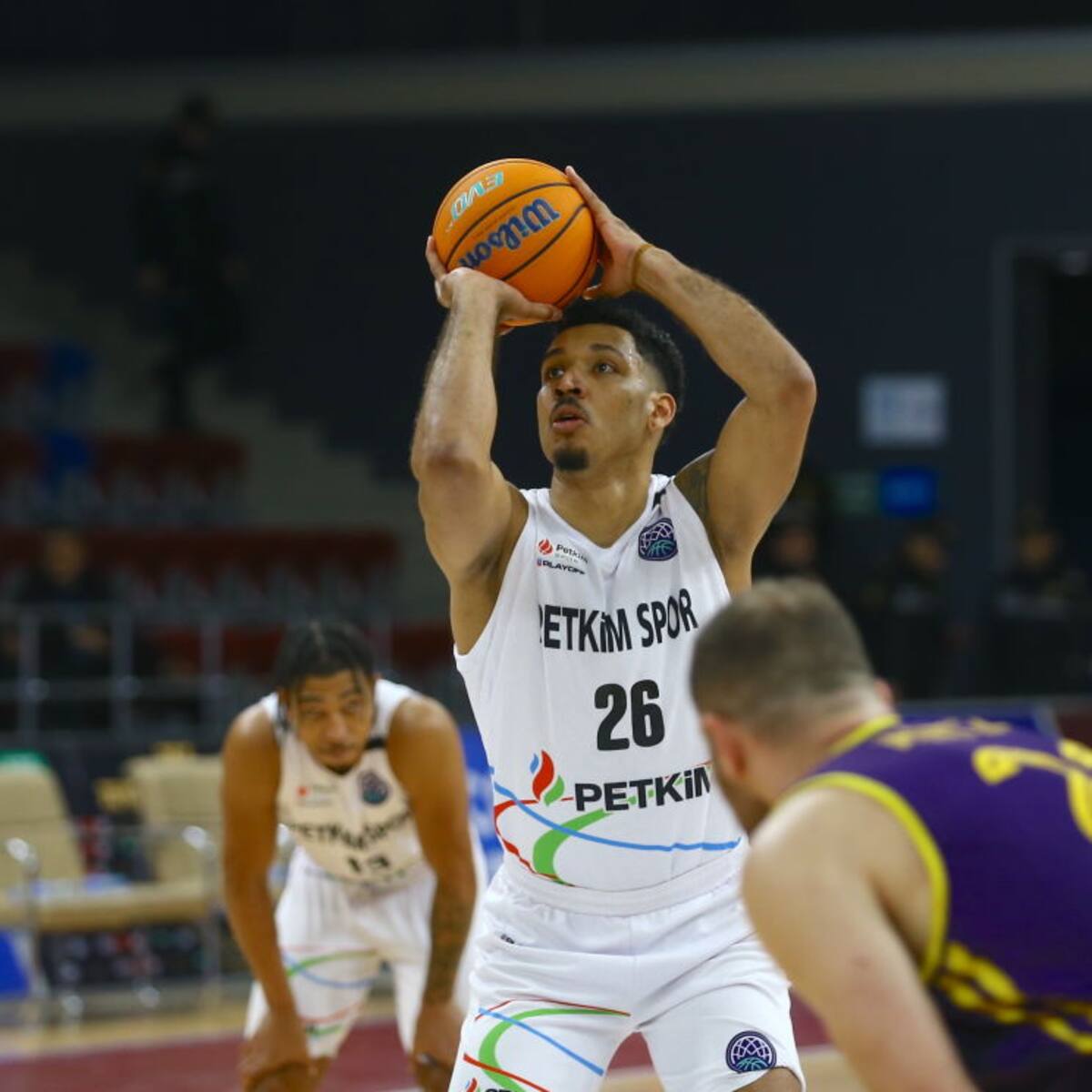 El colombiano Jaime Echenique, nominado a prestigioso premio de la Basketball Champions League