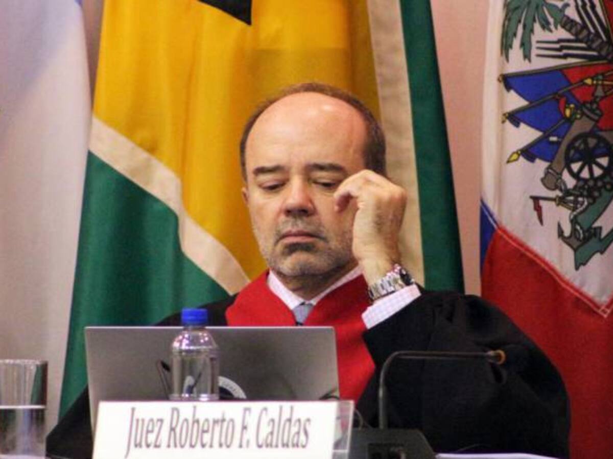 Juez de la CIDH es acusado de maltrato intrafamiliar