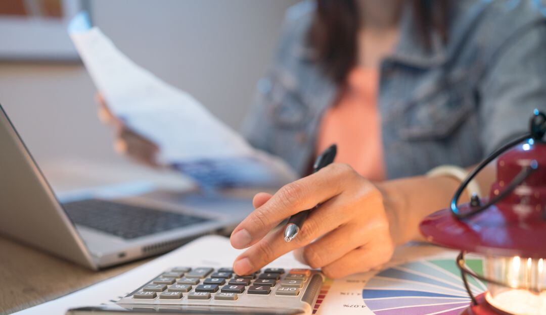 33.5 millones de personas en 2021 tenían un producto de depósito o crédito