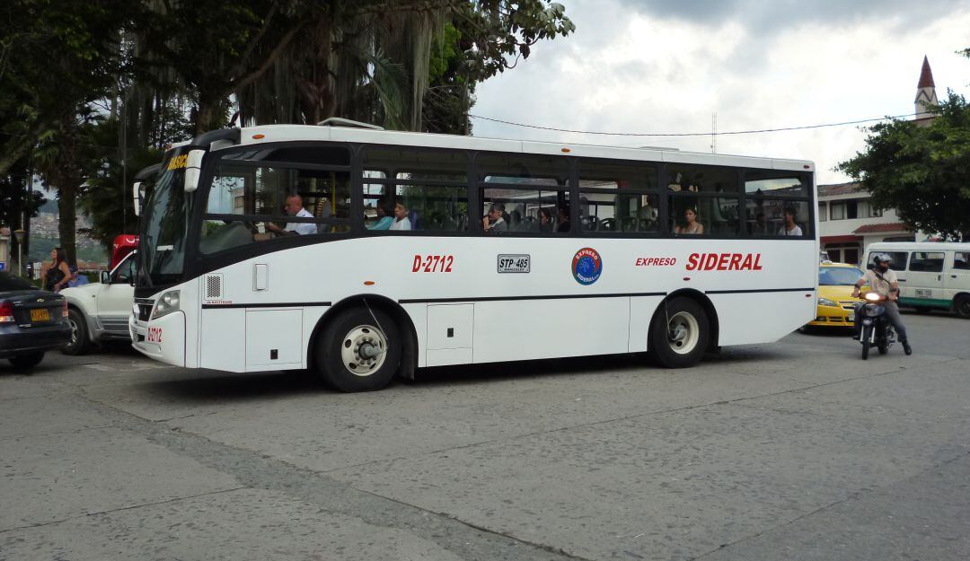 Autobus que presta el servicio de transporte