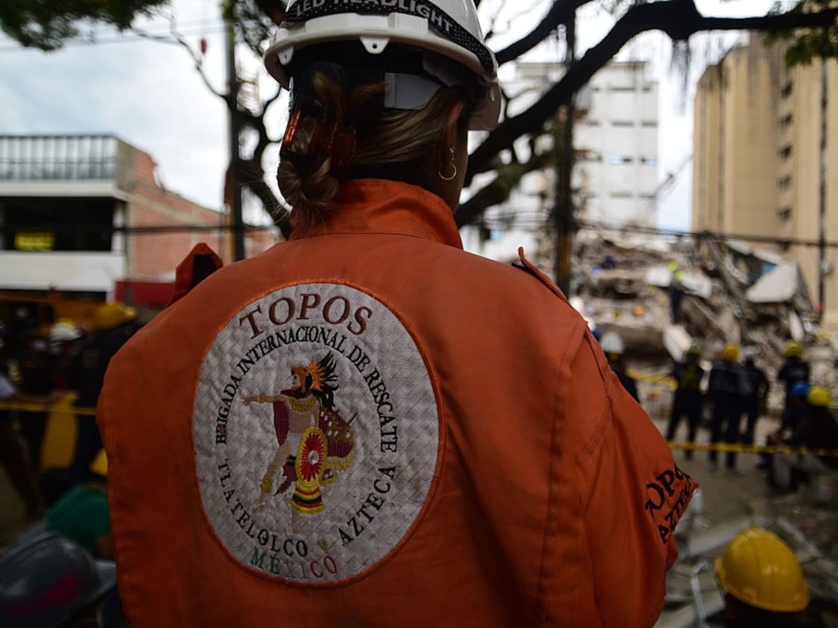 “El número de voluntarios es muy superior al personal de rescate”: integrante de Los Topos Aztecas