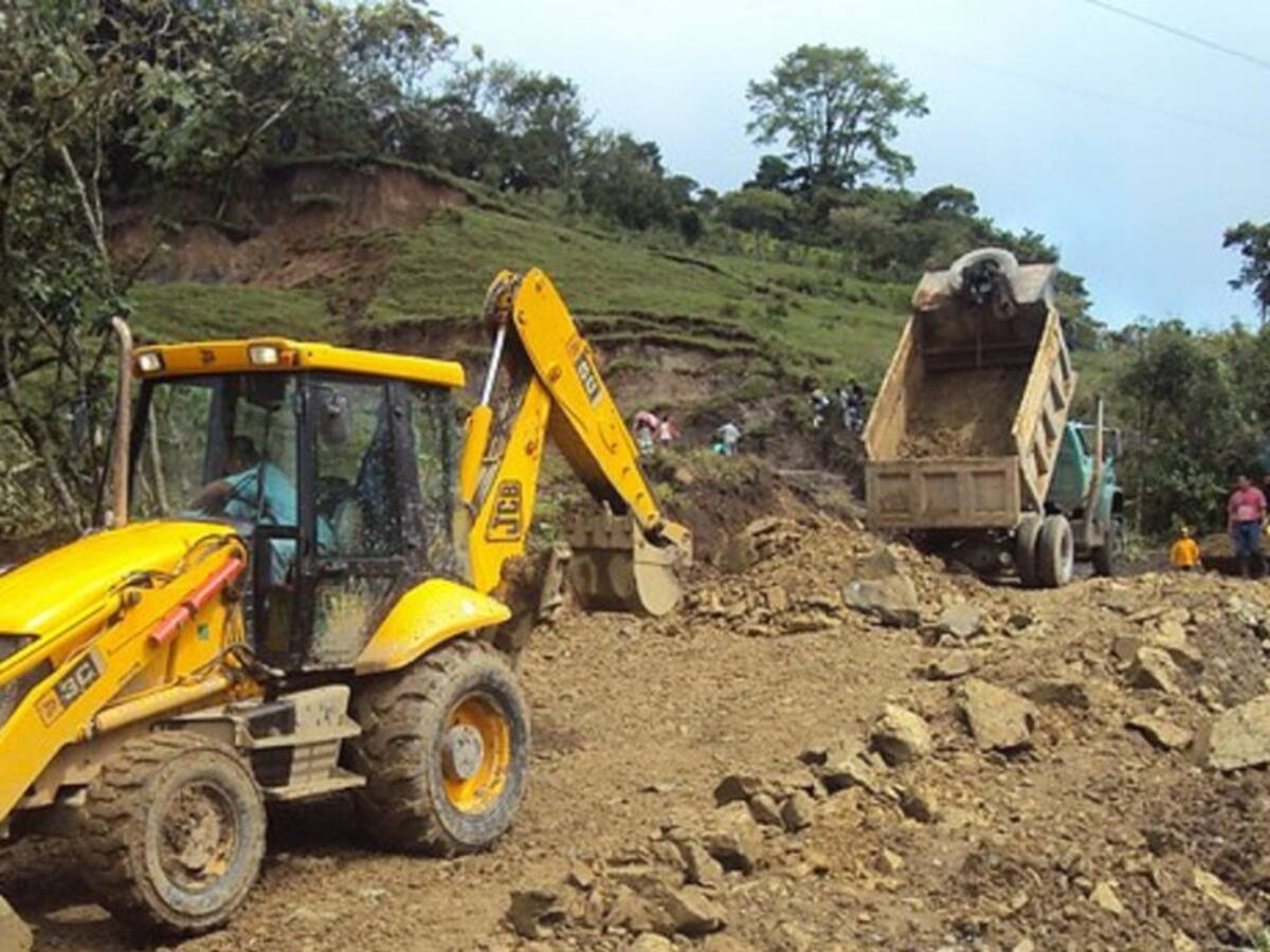 Las lluvias afectan las vías en ocho departamentos del país