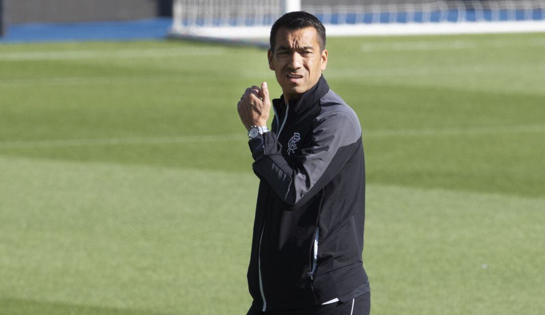 Giovanni van Bronckhorst, DT del Rangers.