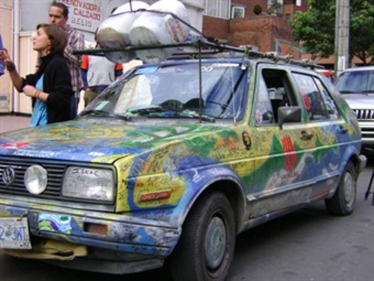Llegó Laura, el 'ecocarro' que cruza las fronteras con aceite reciclado