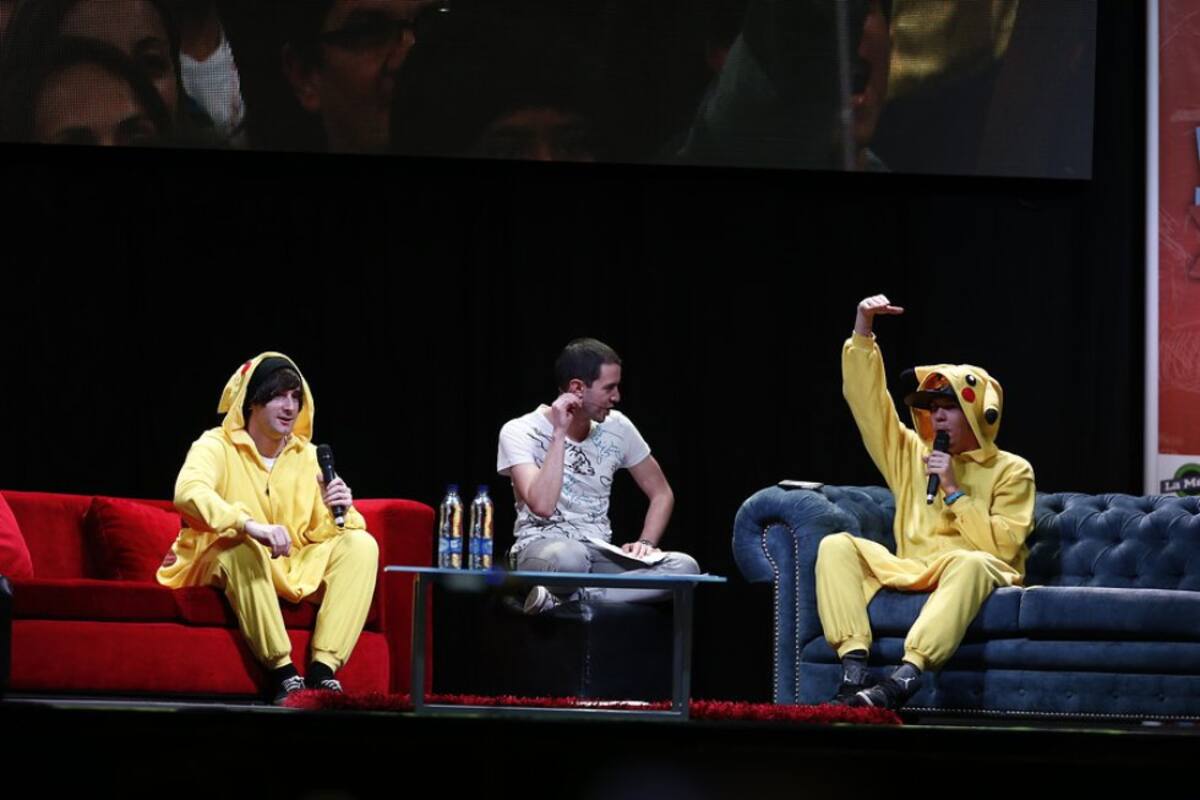 "Mi nombre es María José y te amo mucho", le decía una seguidora en uno de los actos del festival a la española Melo, que acumula cerca de dos millones de suscriptores entre sus dos canales de Youtube, Yellow Mellow MG y MeloMore.