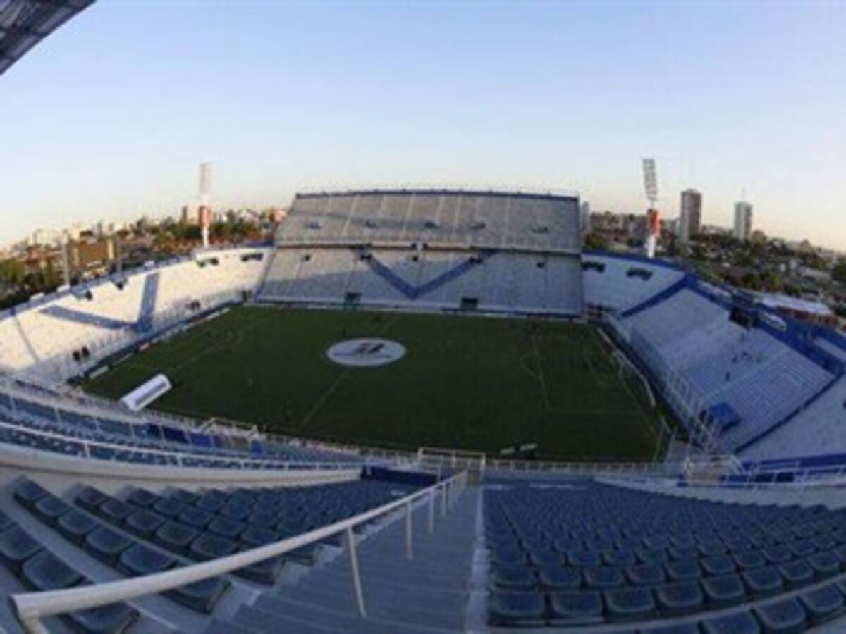 En su aniversario, el estadio José Amalfitani fue allanado tras el hallazgo de un cadáver