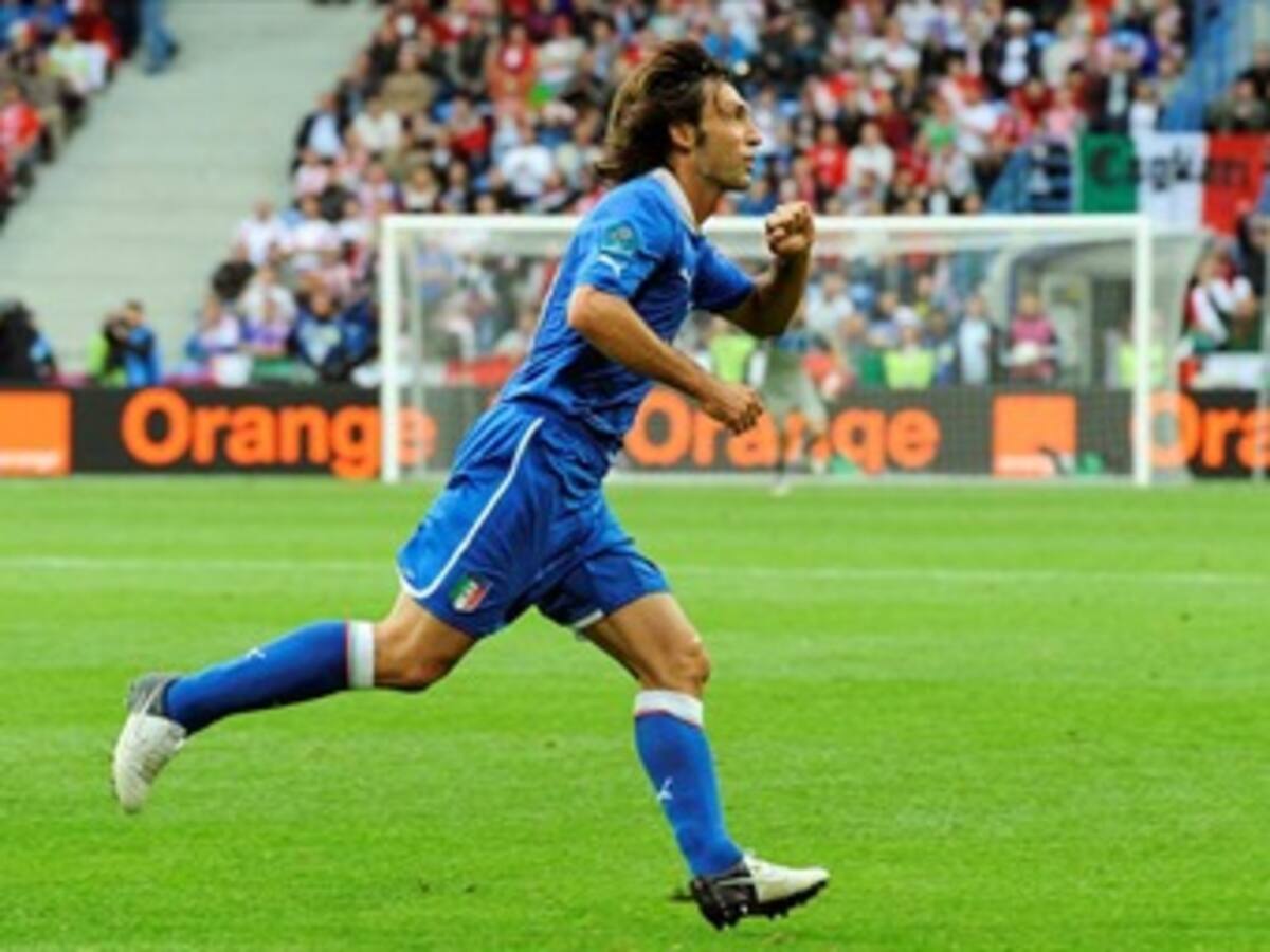 Italia y Croacia se consolaron con el empate a un gol en el grupo C