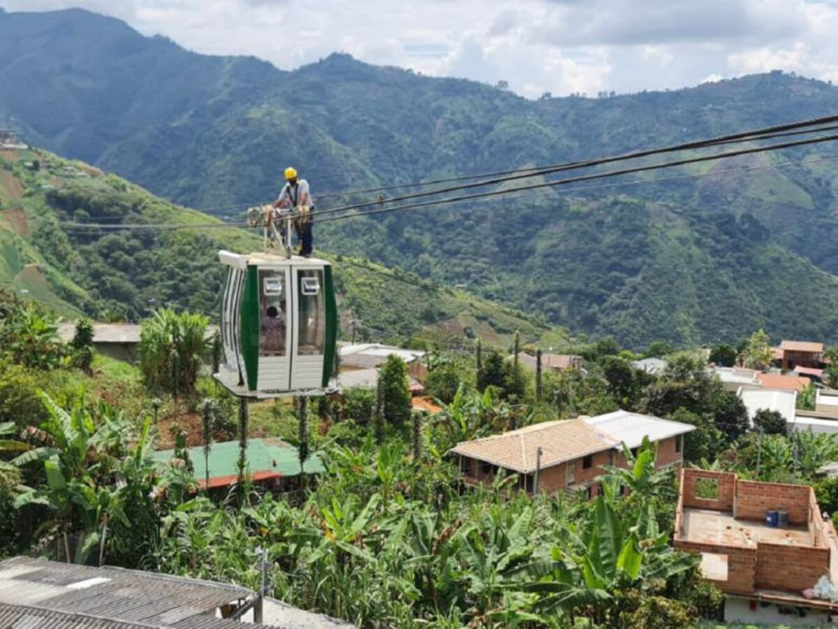 Emergencia en cable aéreo de Palmitas dejó siete casas afectadas