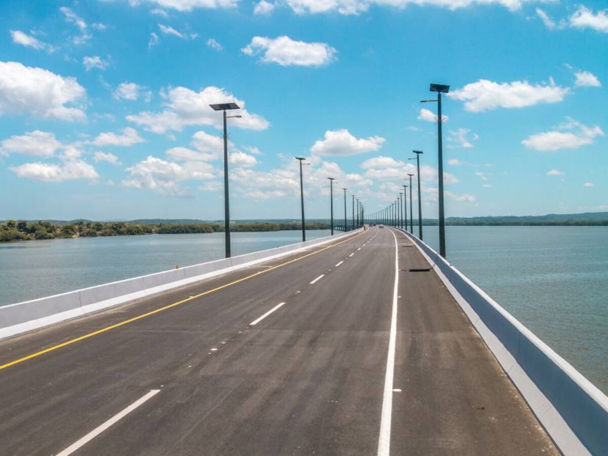 Aprueban proyectos para pavimentar y construir vías en Colombia
