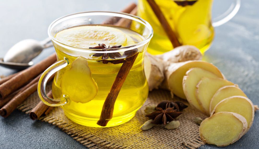 Se puede consumir jugos, zumos, ensaladas y sobre todo infusiones. 