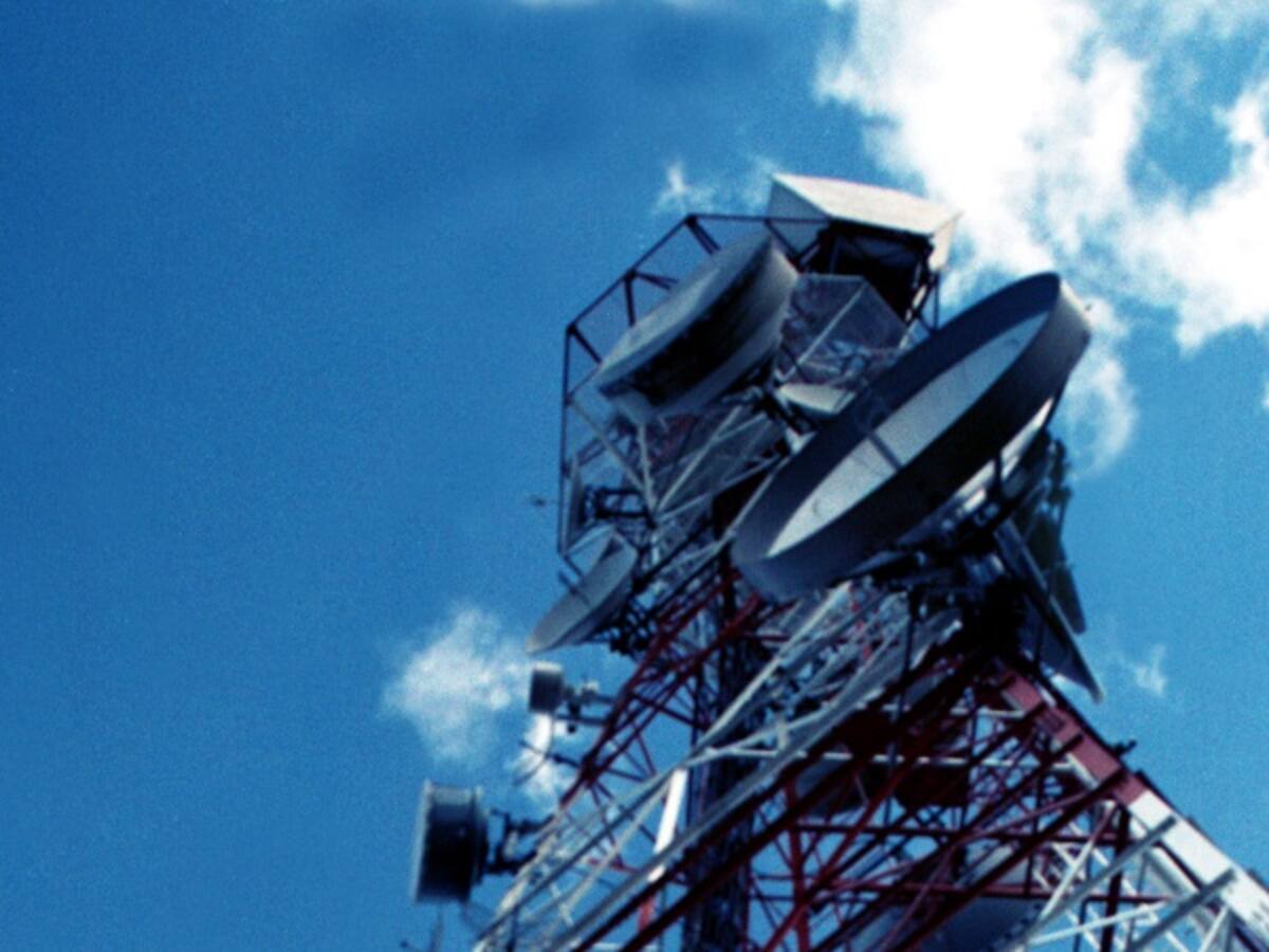 Gobierno avala camuflaje de antenas de telecomunicaciones en 9 ciudades