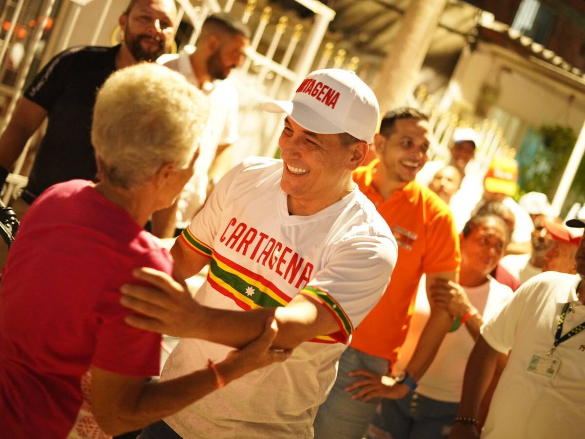 Dumek Turbay visitó tres barrios en Cartagena y continúa sumando seguidores