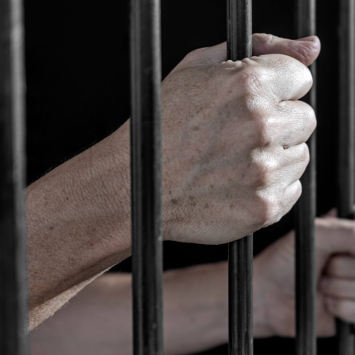 Denuncian que un detenido fue violado y empalado en la cárcel de Puerto Triunfo