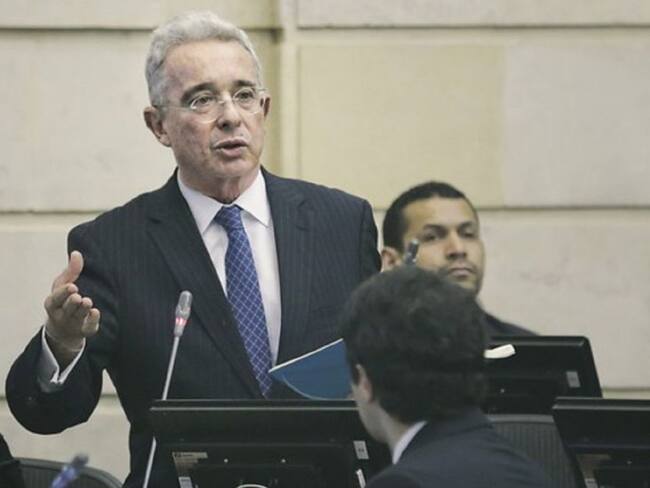 Preparan movilización internacional en favor de Álvaro Uribe