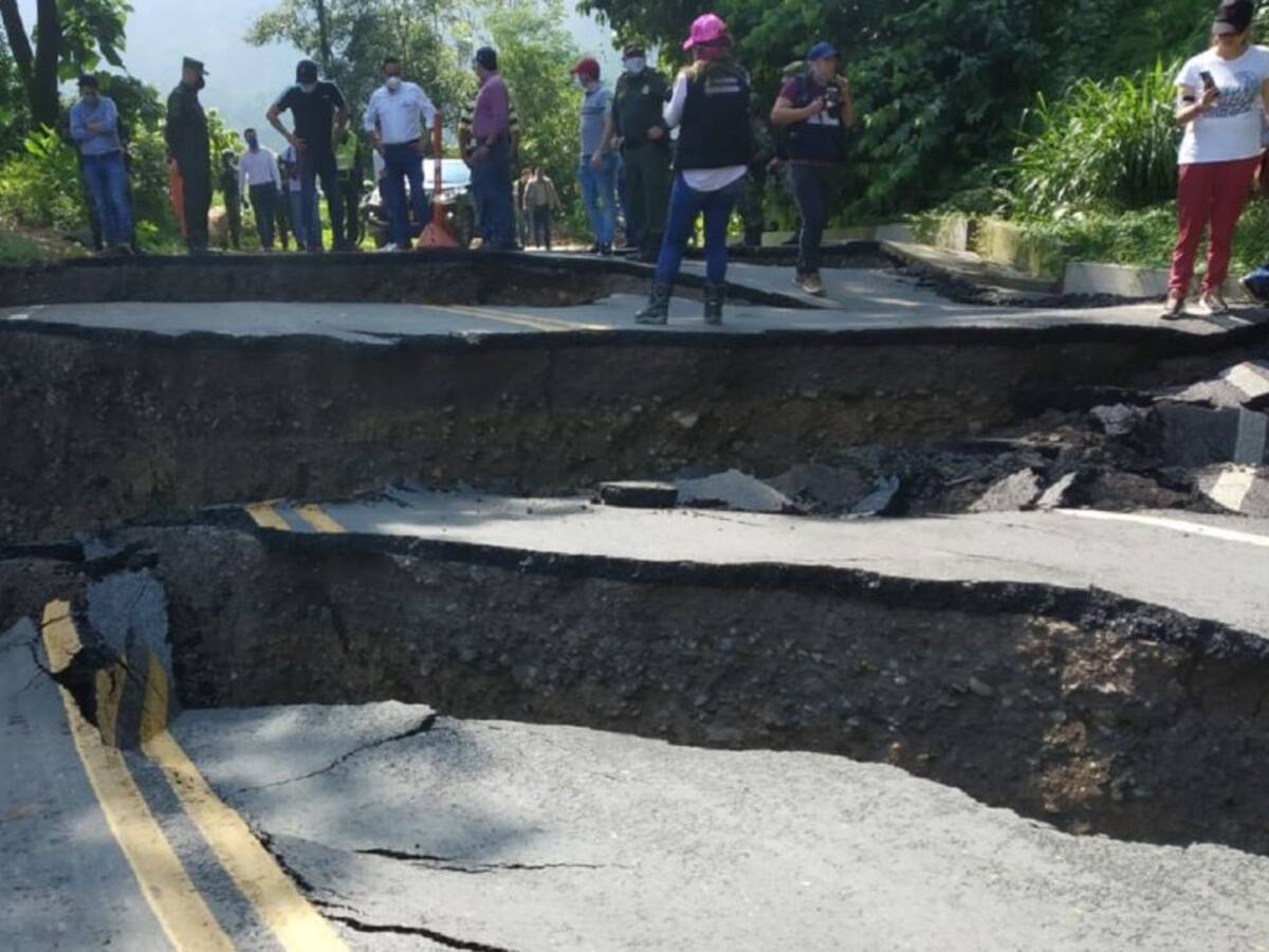 VIDEO: Los daños en vía a San Vicente de Chucurí
