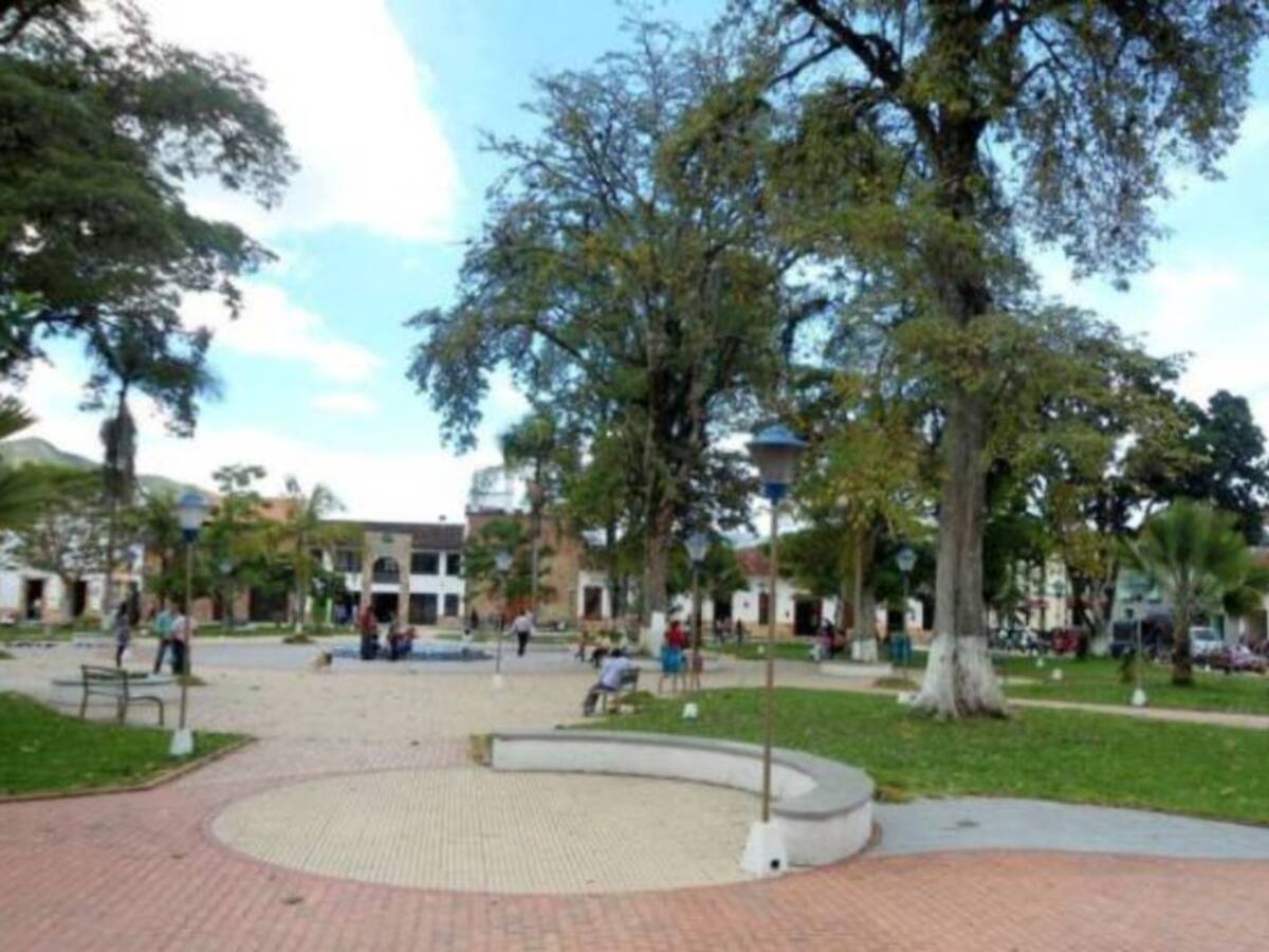 Sin ingreso a la casa de gobierno se quedó el alcalde de Mogotes