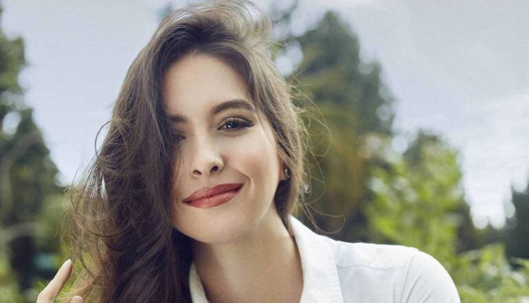 La tierna foto de Taliana Vargas mostrando su 'barriguita'