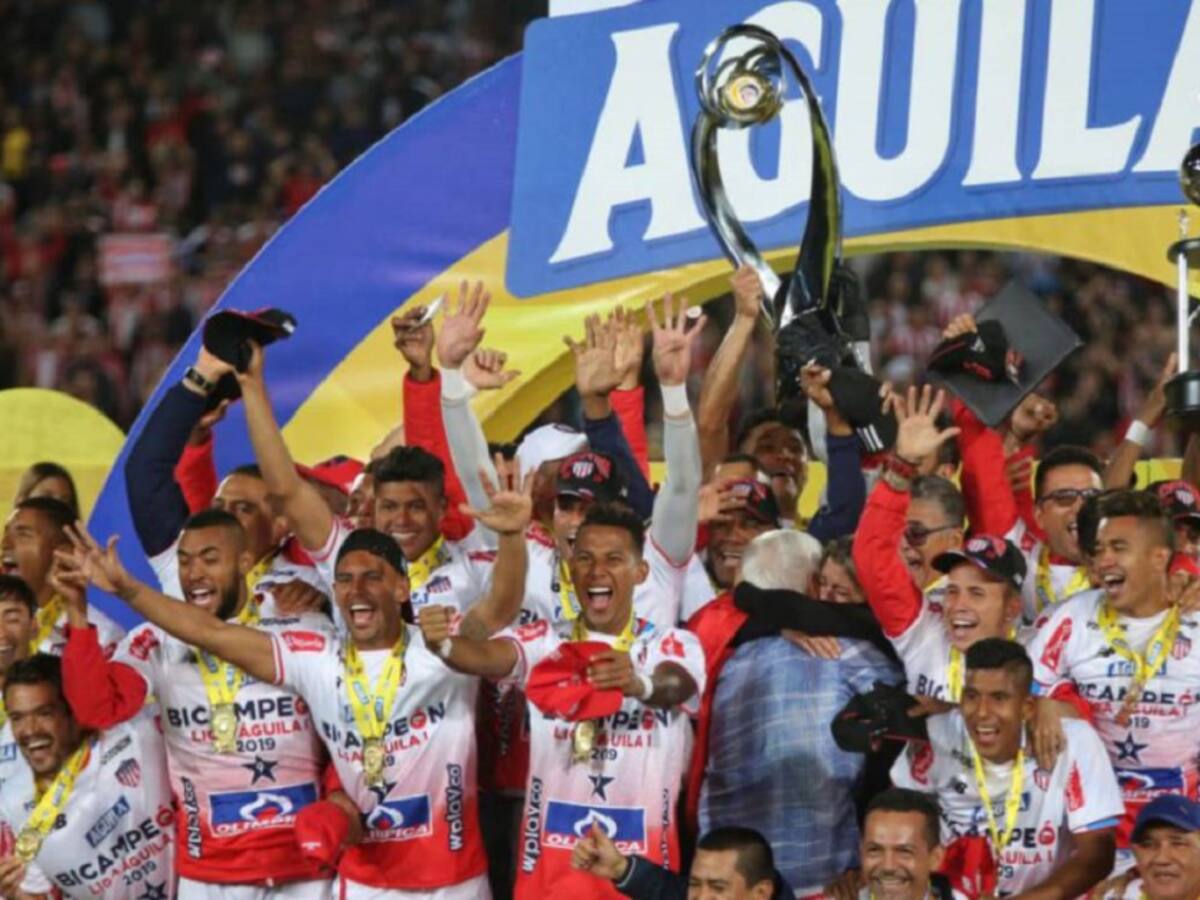Junior, 96 años de pasión por la camiseta rojiblanca