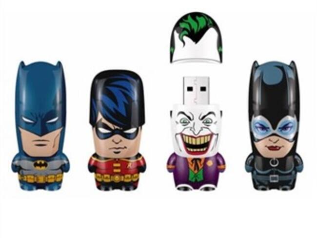 Empresa estadounidense diseña USB con personajes de Batman