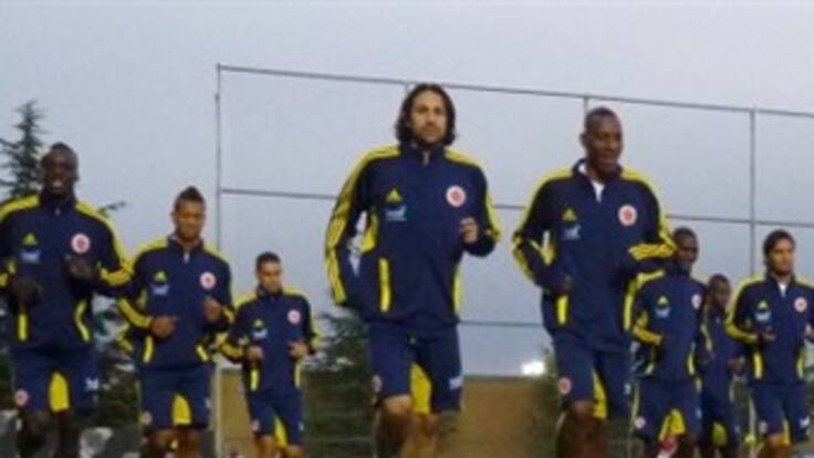 James Rodríguez, Giovanni Moreno y Dorlan Pabón convocados para enfrentar a Bolivia