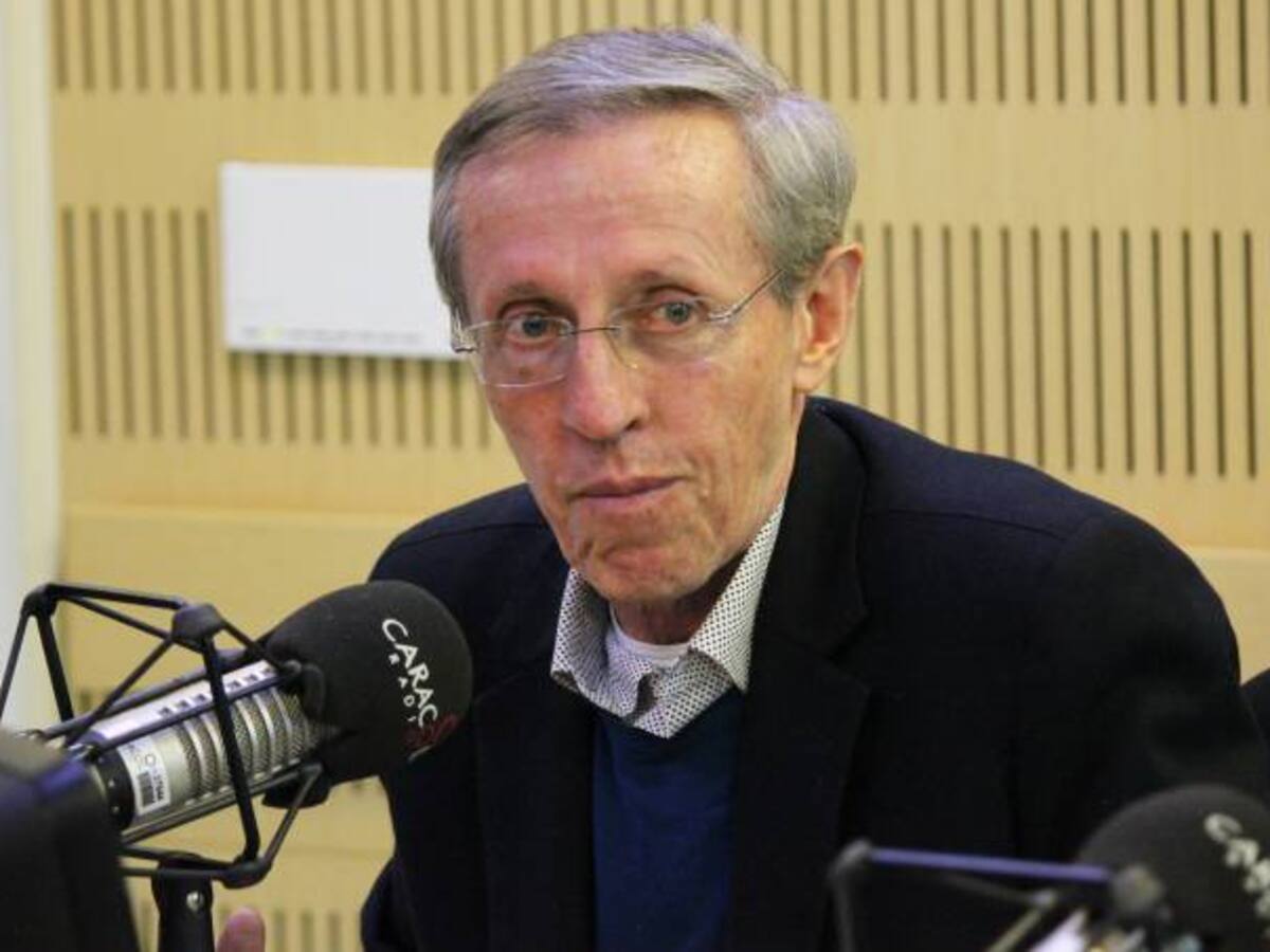 Senador Navarro, pesimista sobre posibilidad de un acuerdo entre el Sí y el No