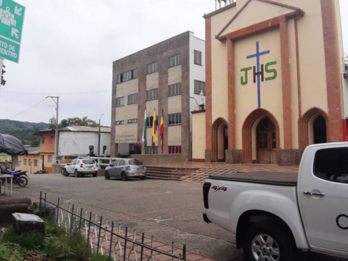 Un campesino quedó herido al pisar una mina en Tarazá