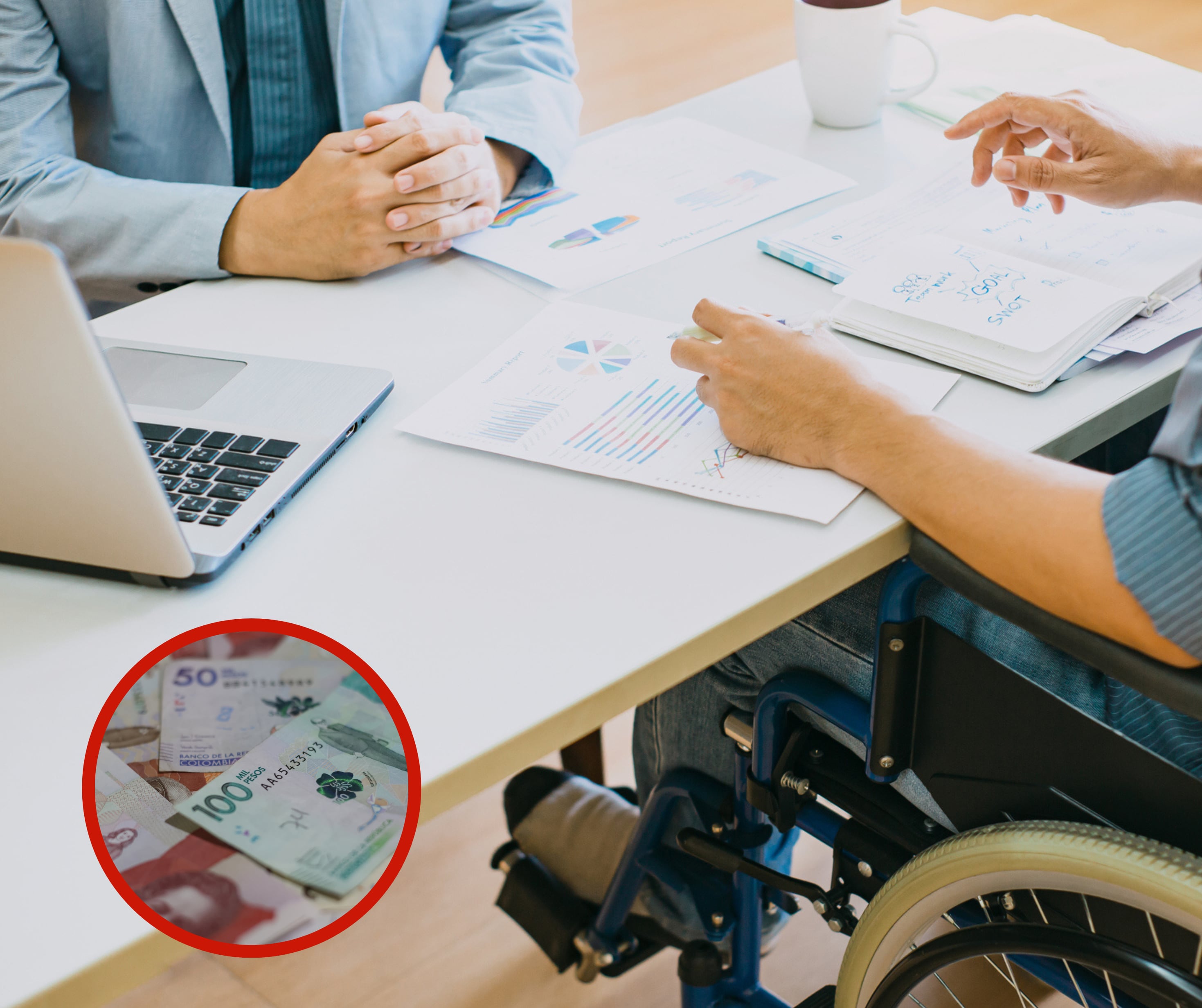Persona incapacitada en la oficina junto a unos billetes con diferente denominación (Fotos vía Getty Images)