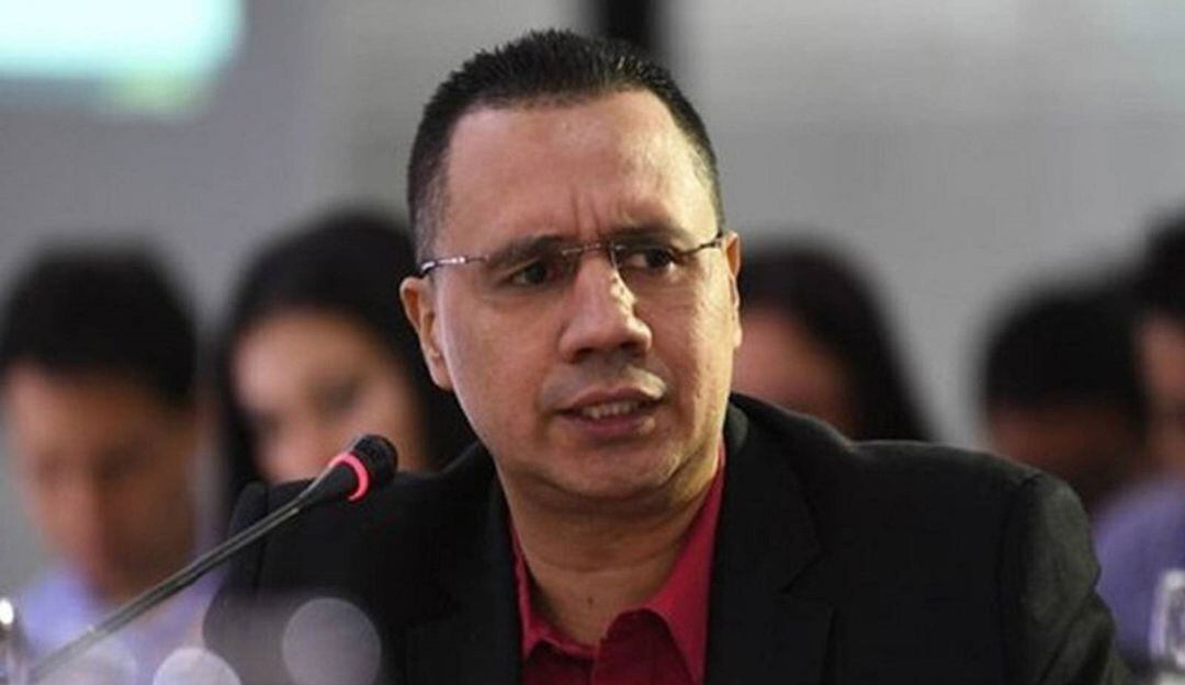 Buscan recuperar más de 200 cuerpos de víctimas de las AUC en Venezuela