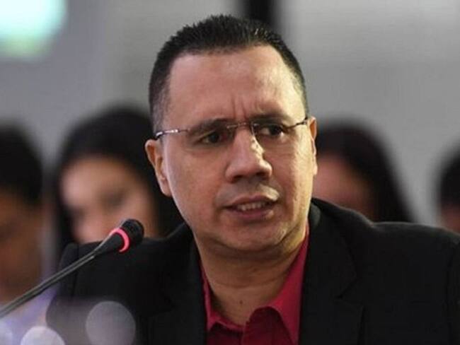 Buscan recuperar más de 200 cuerpos de víctimas de las AUC en Venezuela