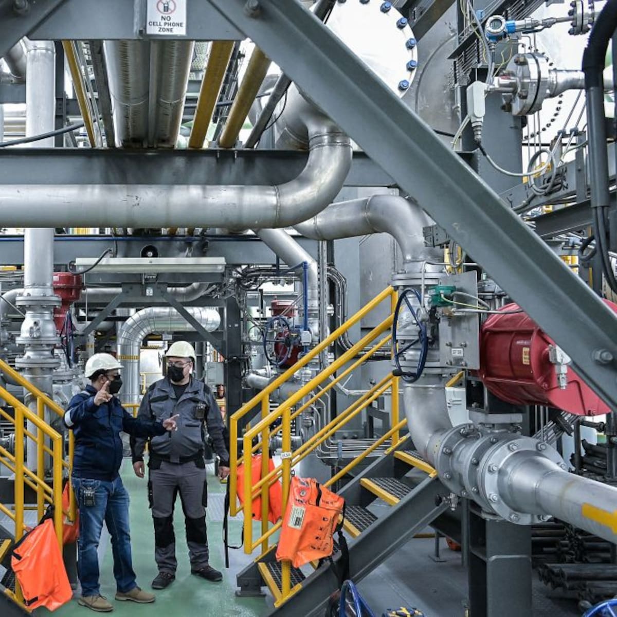 Venezuela conversa con Siemens y General Electric para atender problemas energéticos del país