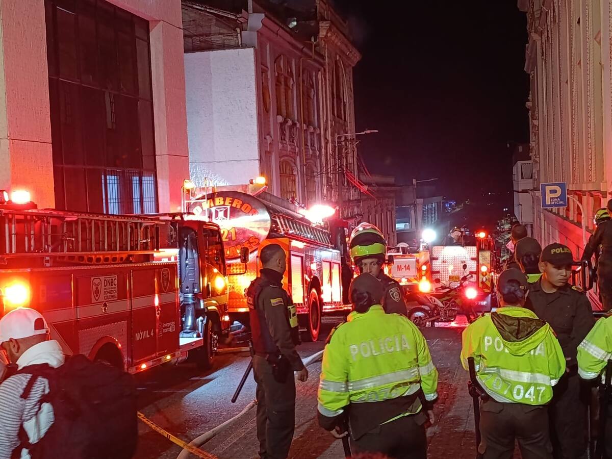 Incendio en el centro histórico de Manizales deja un lesionado