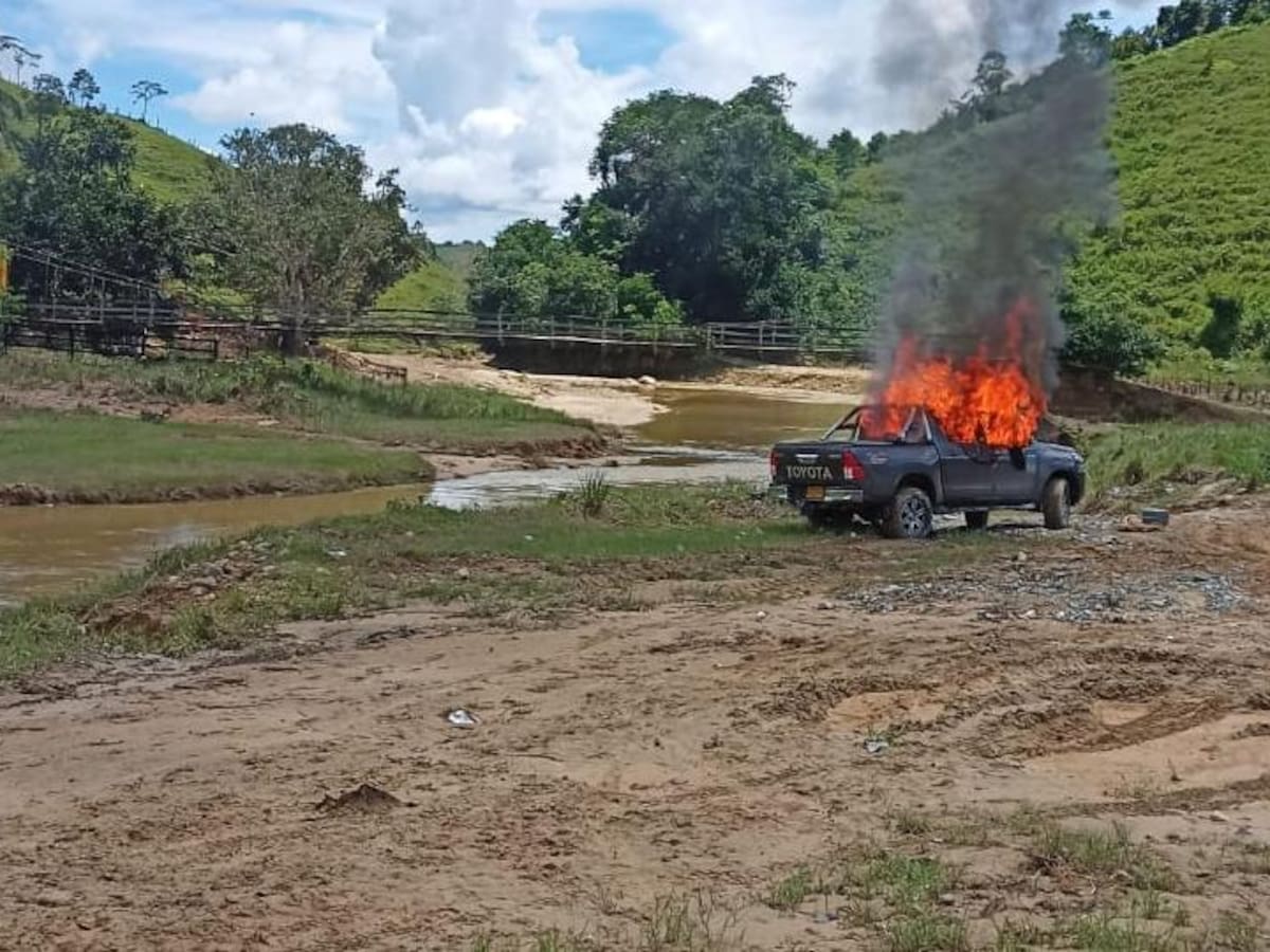“Todo indica que son de las FARC”: gobernador de Antioquia sobre el rapto de personas en Segovia