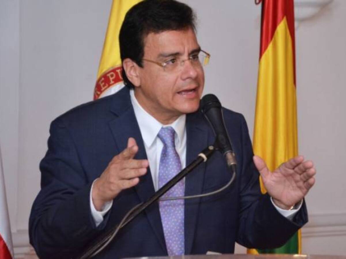 Por videoconferencia Ramsés Vargas sigue mandando en la Uniautónoma