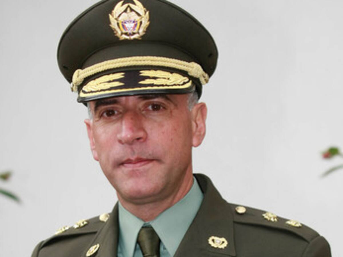 Fiscalía archivó investigación al general retirado Luis Eduardo Martínez