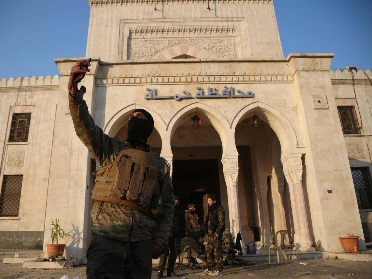 Siria: grupo islamista radical HTS disolverá brazo armado y se integrará al ejército